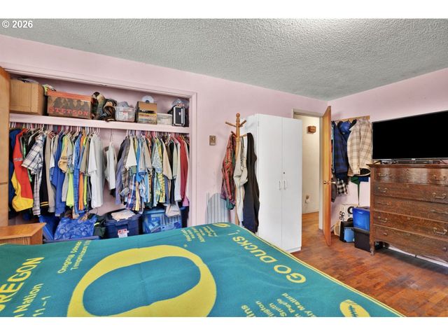 89009 CONDON CREEK Rd, Florence, OR 97439