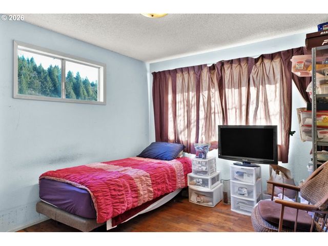 89009 CONDON CREEK Rd, Florence, OR 97439