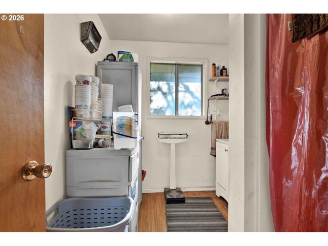 89009 CONDON CREEK Rd, Florence, OR 97439