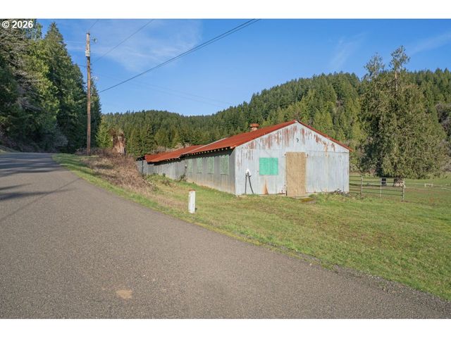89009 CONDON CREEK Rd, Florence, OR 97439