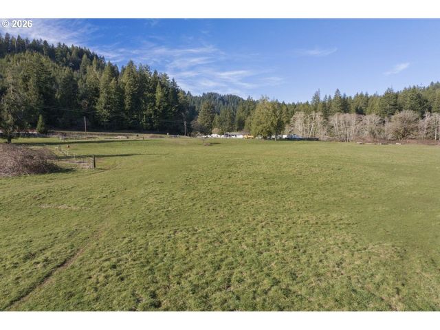 89009 CONDON CREEK Rd, Florence, OR 97439