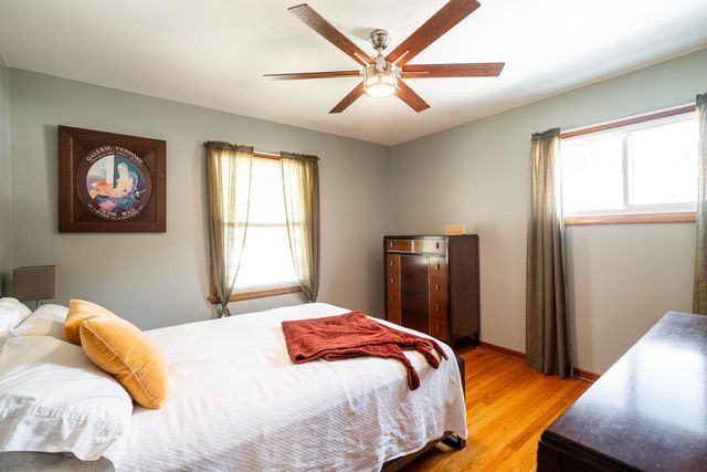 4014 S Logan COURT, Milwaukee, WI 53207