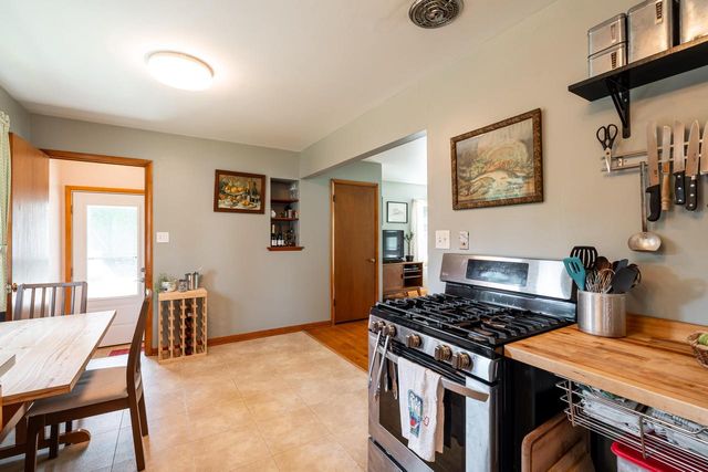4014 S Logan COURT, Milwaukee, WI 53207
