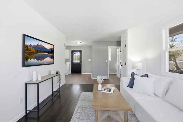 66 Newland Ave, Bellingham, MA 02019