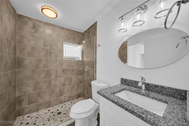 275 SW 4th ST 120, Cape Coral, FL 33991