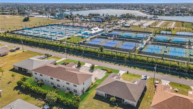 275 SW 4th ST 120, Cape Coral, FL 33991
