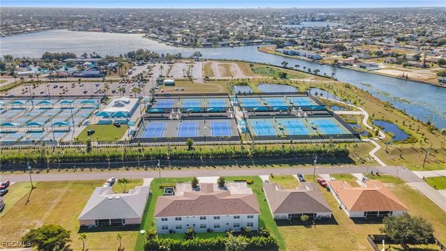 275 SW 4th ST 120, Cape Coral, FL 33991