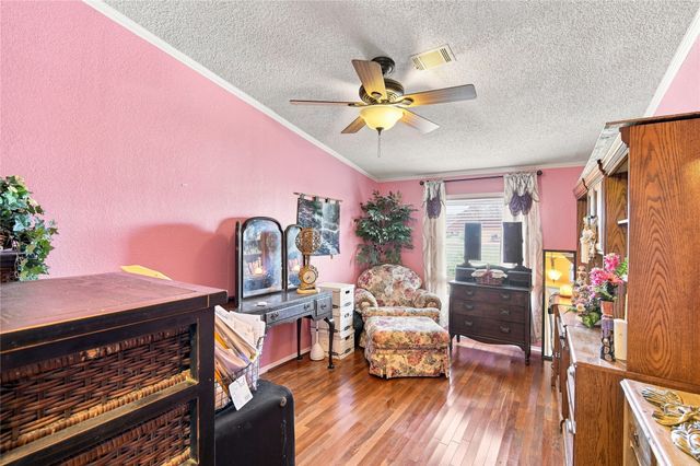 5177 Timarron Drive, Scurry, TX 75158