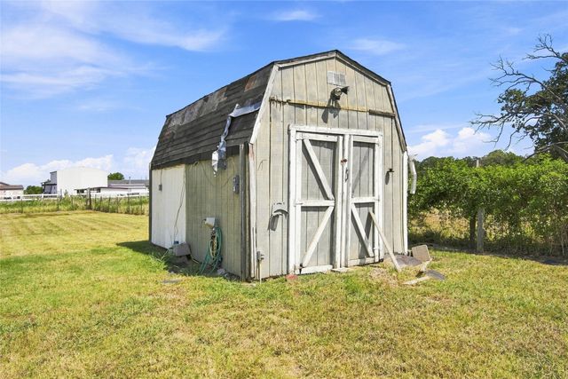 5177 Timarron Drive, Scurry, TX 75158