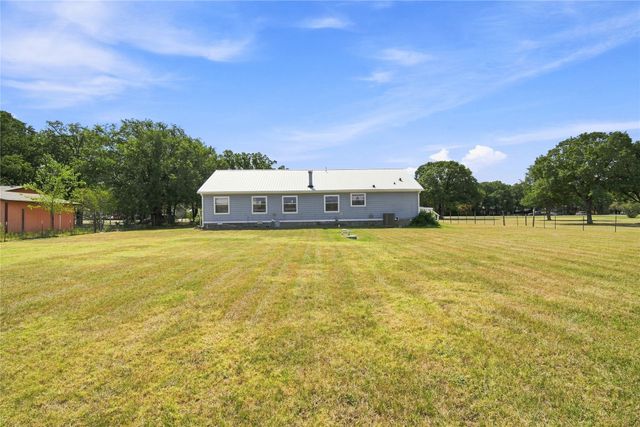 5177 Timarron Drive, Scurry, TX 75158