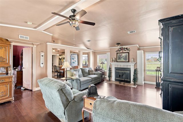 5177 Timarron Drive, Scurry, TX 75158
