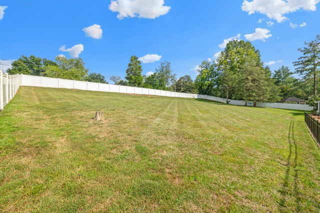 629 Clark Ave, Cookeville, TN 38501