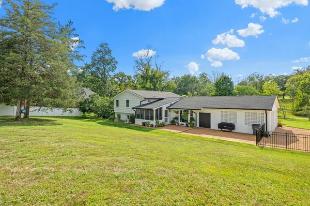 629 Clark Ave, Cookeville, TN 38501
