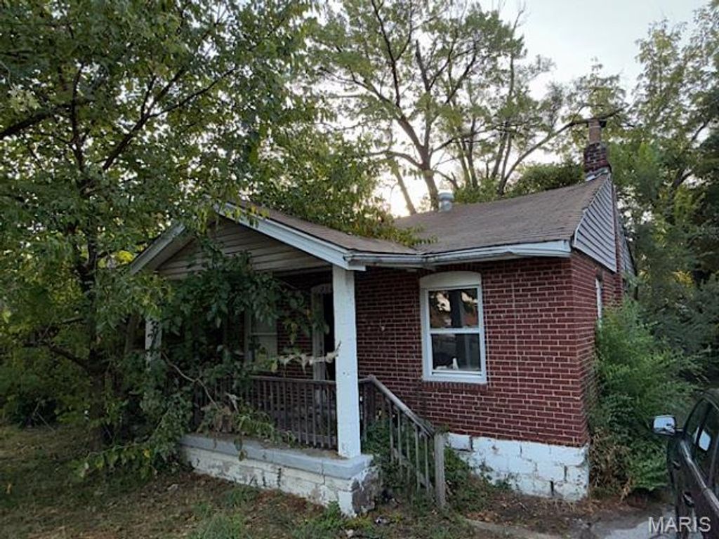 2144 68th Street, St Louis, MO 63121