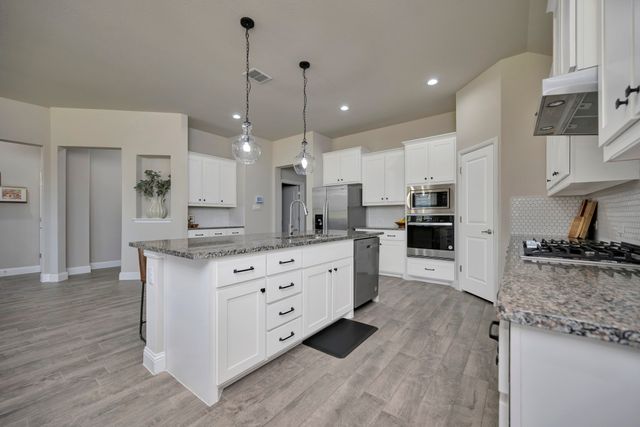 2028 Windsor Drive, Argyle, TX 76226