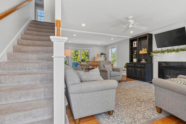 40 Thatcher Way, Barrington, NH 03825
