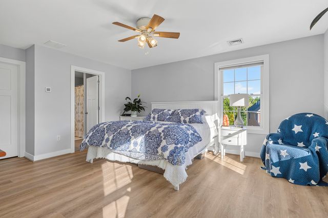 40 Thatcher Way, Barrington, NH 03825
