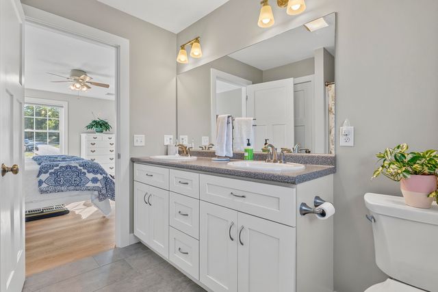 40 Thatcher Way, Barrington, NH 03825