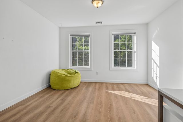 40 Thatcher Way, Barrington, NH 03825