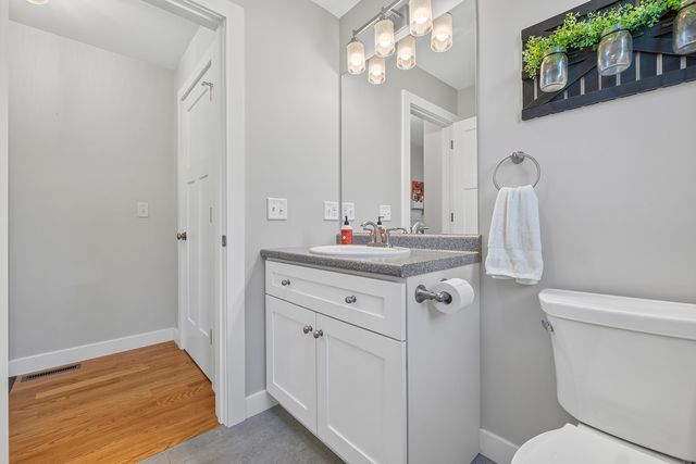 40 Thatcher Way, Barrington, NH 03825