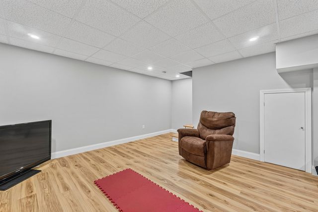 40 Thatcher Way, Barrington, NH 03825