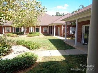 7041 Somerset Springs Drive, Charlotte, NC 28262