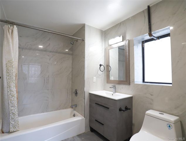 42-61 Saull Street 5B, Flushing, NY 11355
