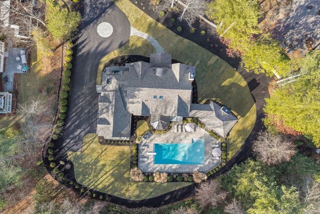 222 Grove St, Wellesley, MA 02482