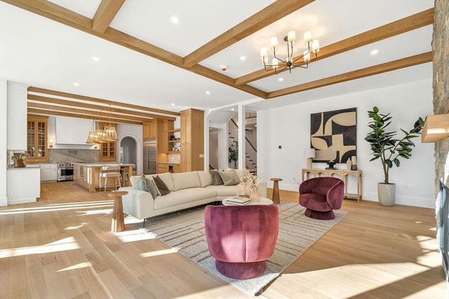 222 Grove St, Wellesley, MA 02482