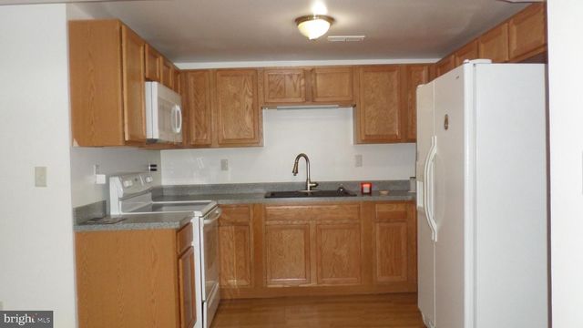 15558 KINGS HWY, King George, VA 22485