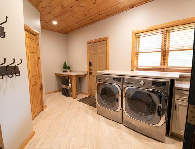 N14700 Porter Road, Nekoosa, WI 54457