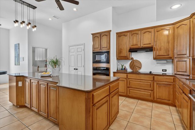 5609 Lavon Drive, Flower Mound, TX 75028