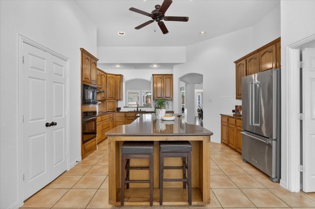 5609 Lavon Drive, Flower Mound, TX 75028