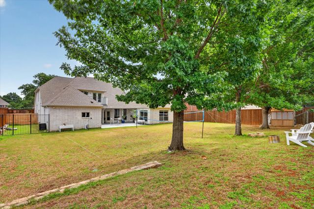 5609 Lavon Drive, Flower Mound, TX 75028