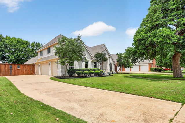5609 Lavon Drive, Flower Mound, TX 75028