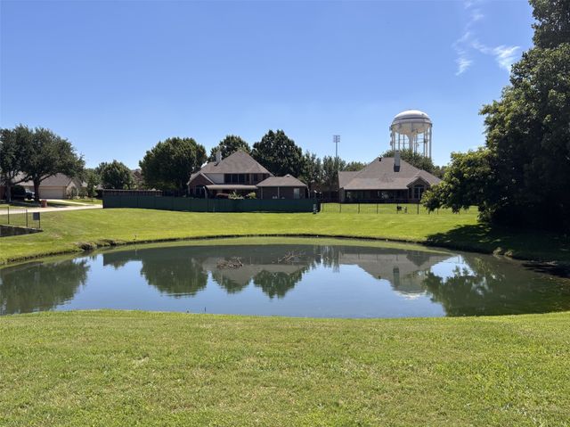 5609 Lavon Drive, Flower Mound, TX 75028