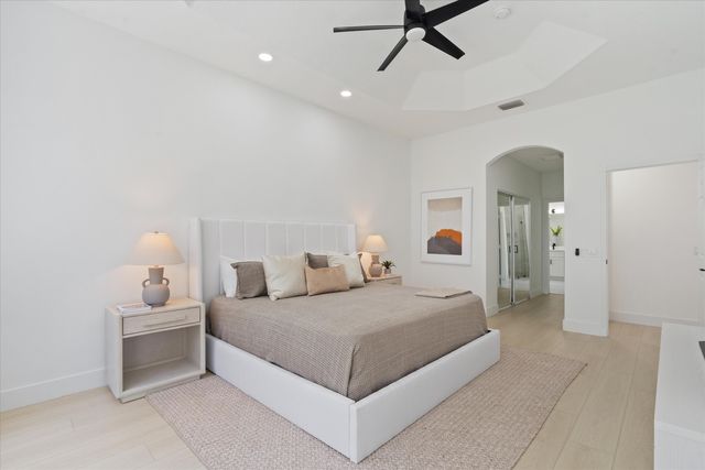 7102 Prado Lake Drive, Delray Beach, FL 33446