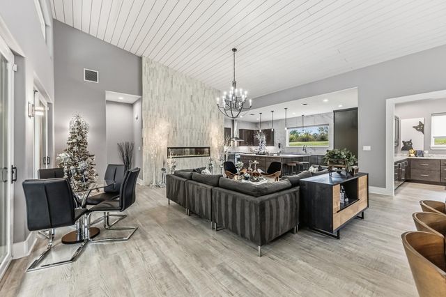 80 Ellisor Road, Huntsville, TX 77320