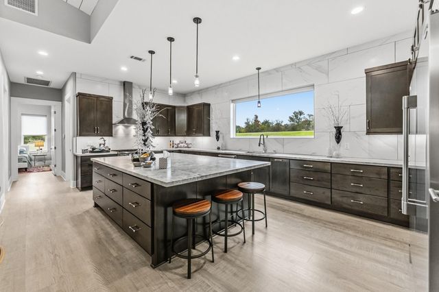 80 Ellisor Road, Huntsville, TX 77320