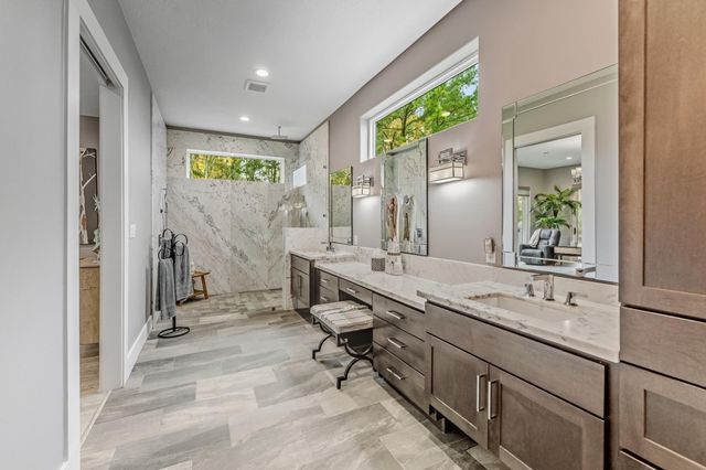 80 Ellisor Road, Huntsville, TX 77320