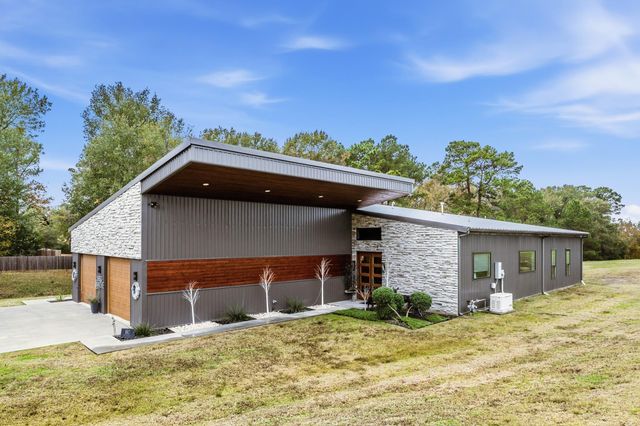 80 Ellisor Road, Huntsville, TX 77320