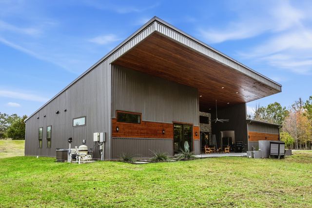 80 Ellisor Road, Huntsville, TX 77320