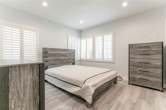 1527 N Screenland Drive, Burbank, CA 91505