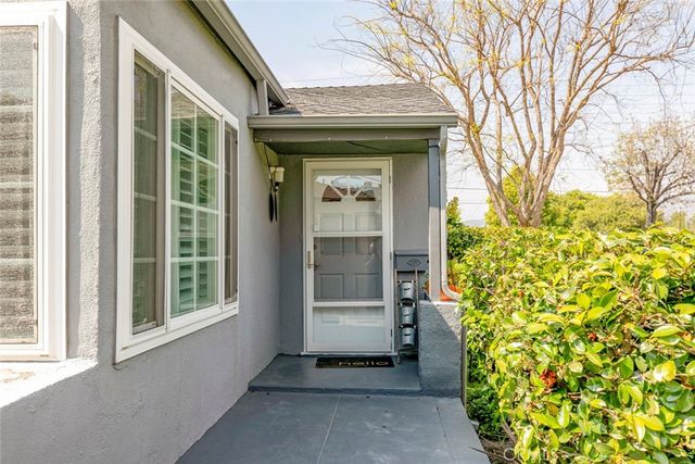 1527 N Screenland Drive, Burbank, CA 91505
