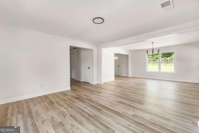 8859 Thomas Road, Jonesboro, GA 30238