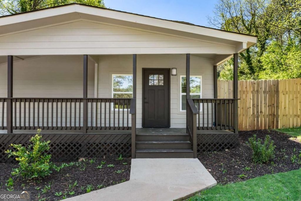 8859 Thomas Road, Jonesboro, GA 30238