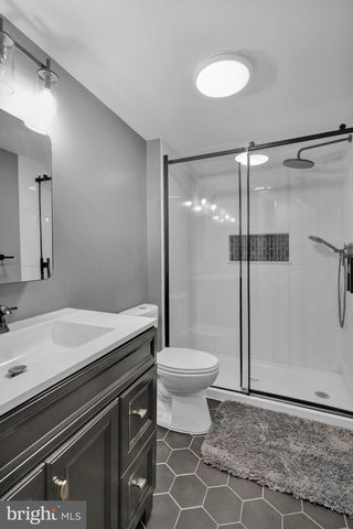 26 S SCHUYLKILL AVE, Leesport, PA 19533