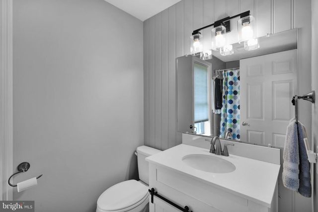 26 S SCHUYLKILL AVE, Leesport, PA 19533