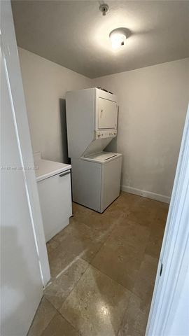 14951 Royal Oaks Ln 1901, North Miami, FL 33181