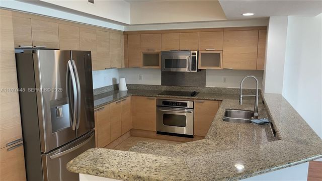 14951 Royal Oaks Ln 1901, North Miami, FL 33181